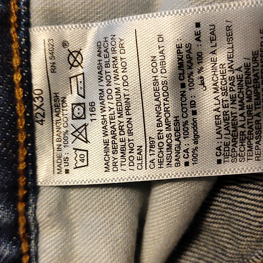 Jeans - Picture 3 of 4
